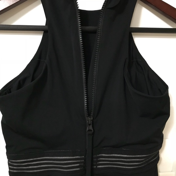 Lululemon one piece, 4, zipper back, like new. - Picture 4 of 5